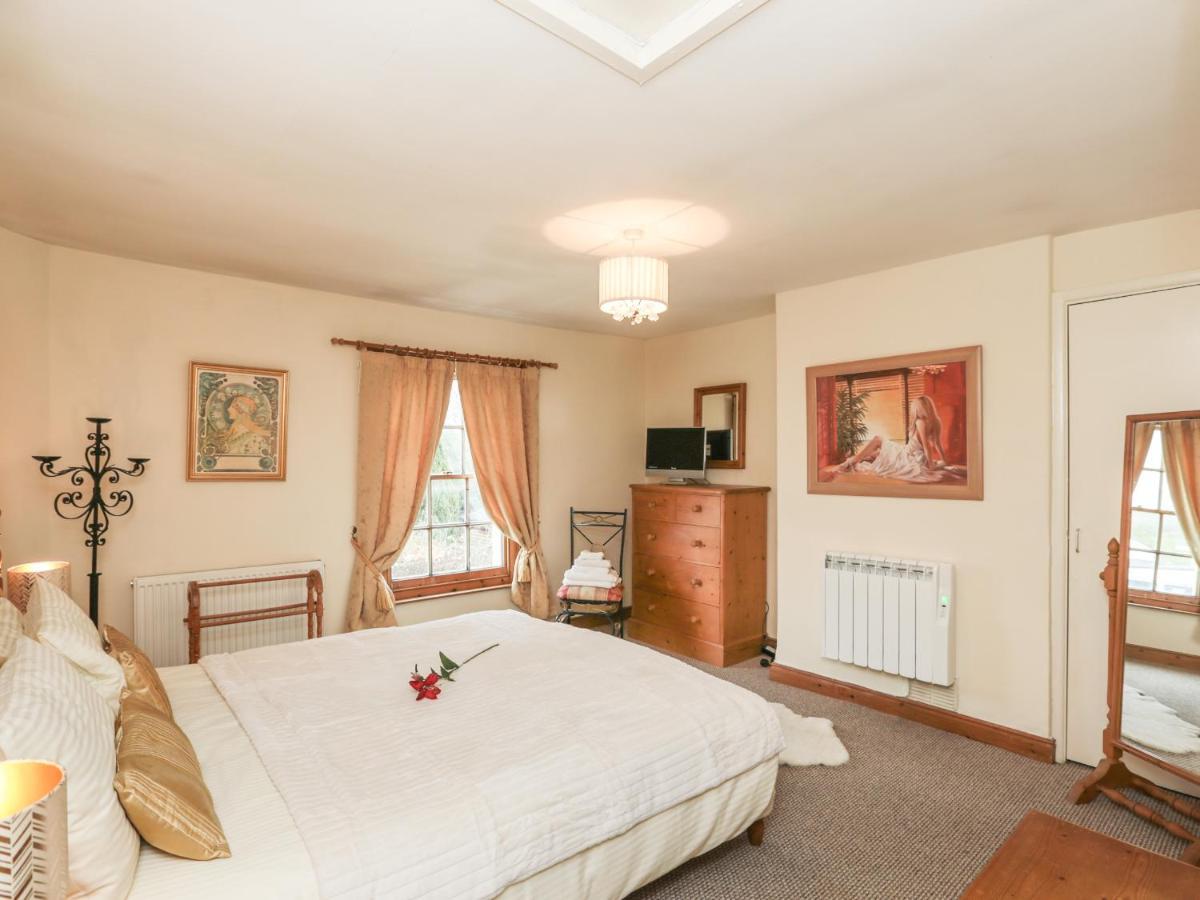 Rose Cottage Crosby  エクステリア 写真
